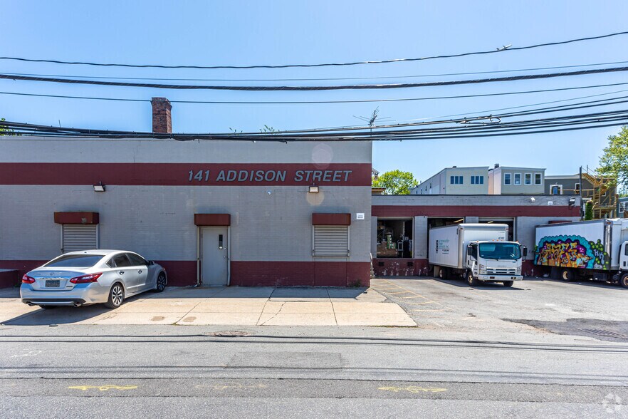 More Photos Of 141 Addison St, Boston Warehouse For Lease
