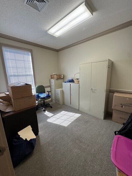 More Photos Of 4589 Oleander Dr, Myrtle Beach Office For Sale