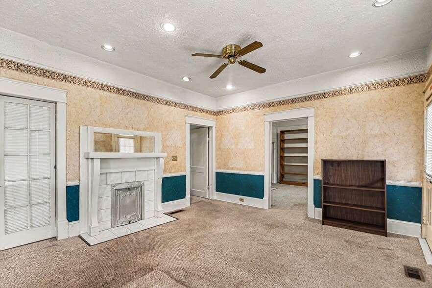 More Photos Of 8493 Campbellton St, Douglasville Office For Sale