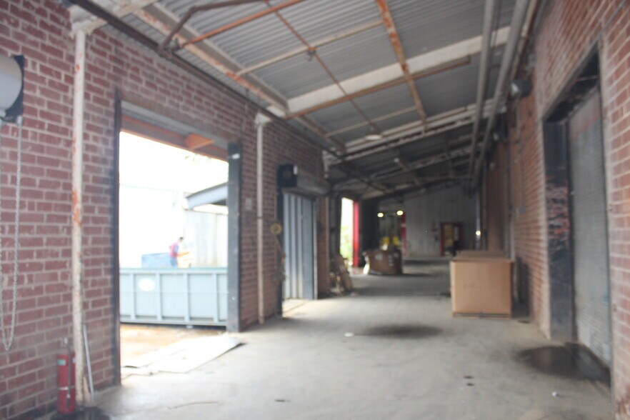 More Photos Of 180 E Main St, Haw River Distribution For Lease