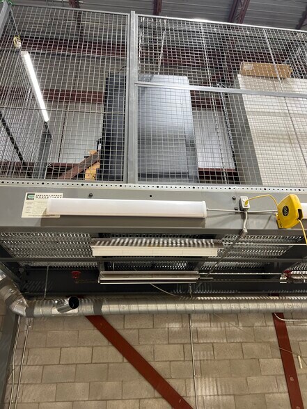 More Photos Of 4960 Rue Levy, Saint-Laurent Unknown For Lease