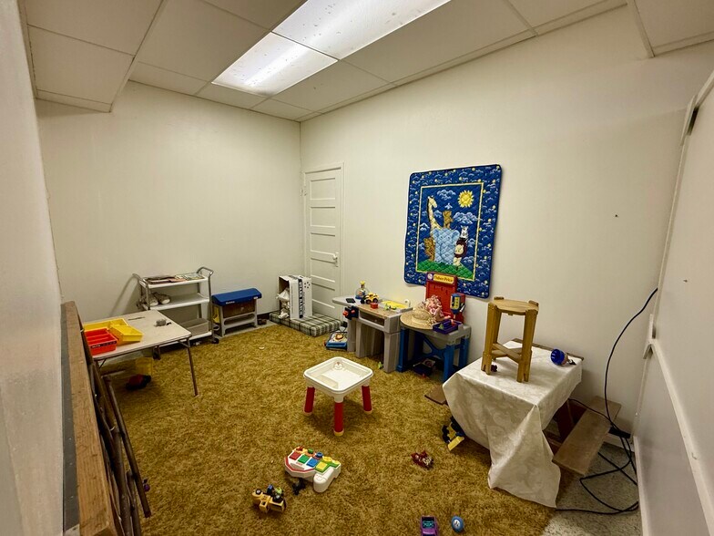 More Photos Of 209 1st N st, Hingham Religious Facility For Sale