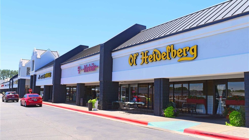 More Photos Of 6125 University Dr NW, Huntsville Unknown For Lease