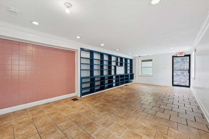 More Photos Of 2621 Sepviva St, Philadelphia Storefront Retail Residential For Sale
