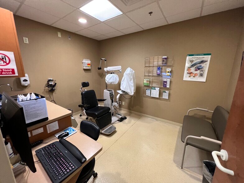 More Photos Of 110 Med Tech Pky, Johnson City Healthcare For Lease