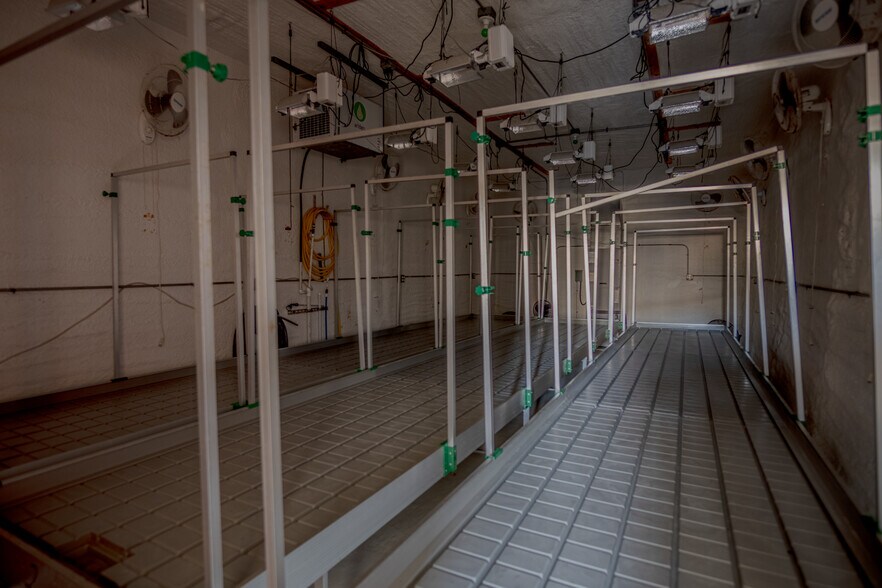 More Photos Of 103 N. Clarady, Wanette Industrial For Sale