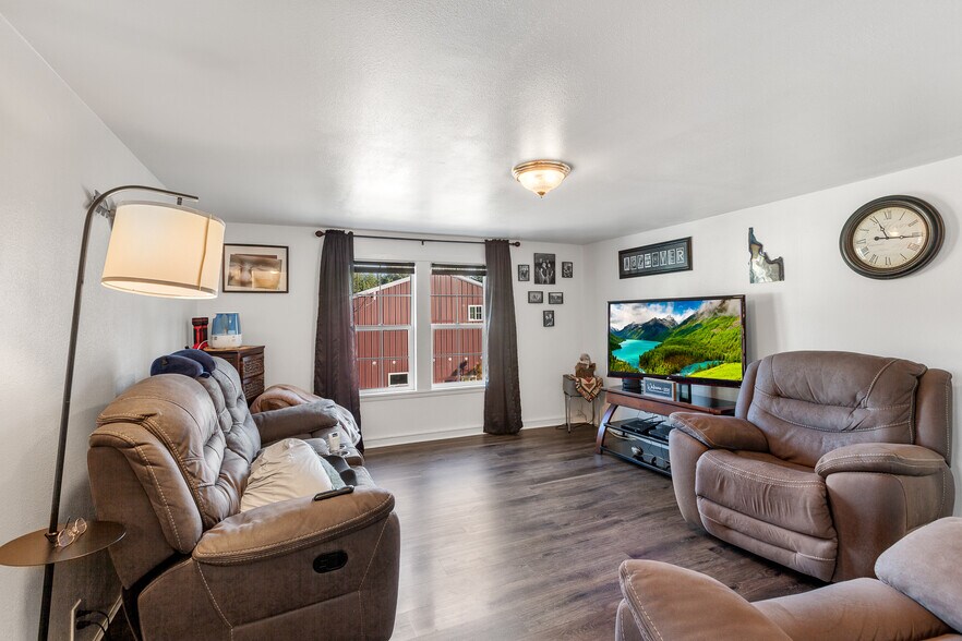 More Photos Of 207 S Division St, Pinehurst Storefront Retail Residential For Sale