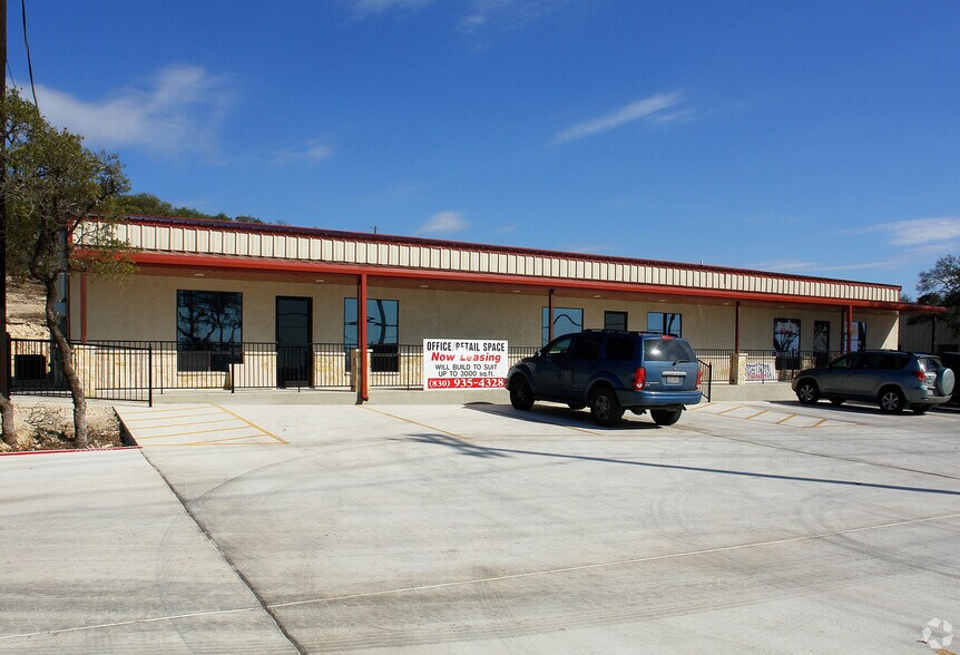 More Photos Of 18382 FM 306, Canyon Lake Storefront Retail Office For Lease