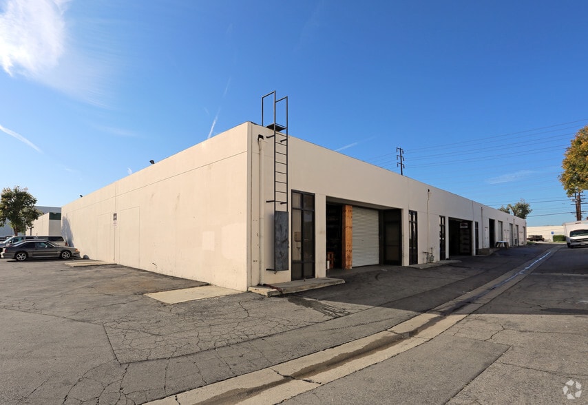 More Photos Of 9624 John St, Santa Fe Springs Unknown For Lease