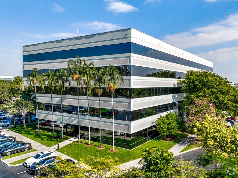 More Photos Of 8200-8355 NW 53rd St, Doral Unknown For Lease