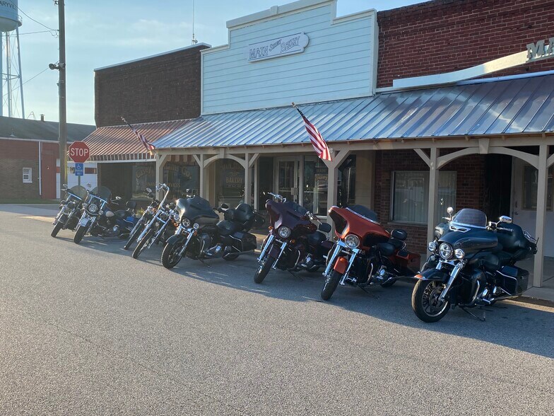 More Photos Of 503 E Main St, Medaryville Restaurant For Sale