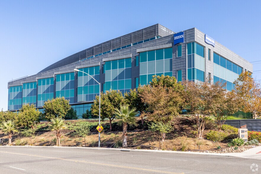 More Photos Of 12121 Scripps Summit Dr, San Diego Office For Lease