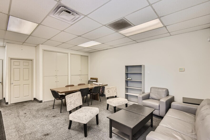 More Photos Of 6250 El Cajon Blvd, San Diego Unknown For Lease