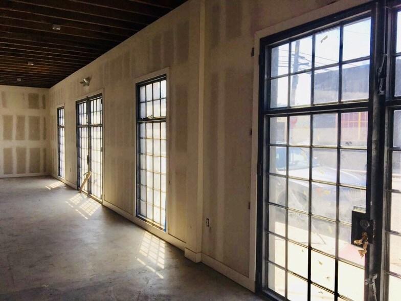 More Photos Of 651 Anderson St, Los Angeles Showroom For Sale