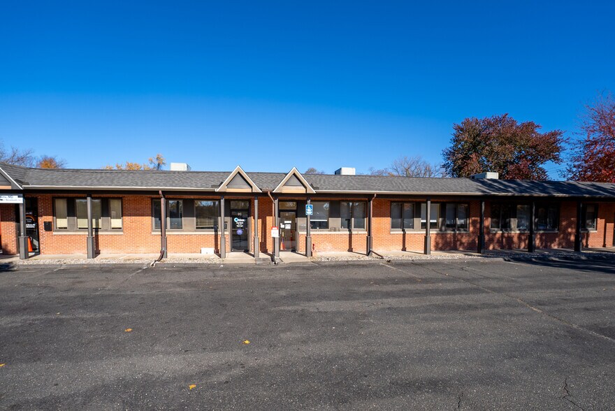 More Photos Of 2 S Bridge Dr, Agawam Office For Lease