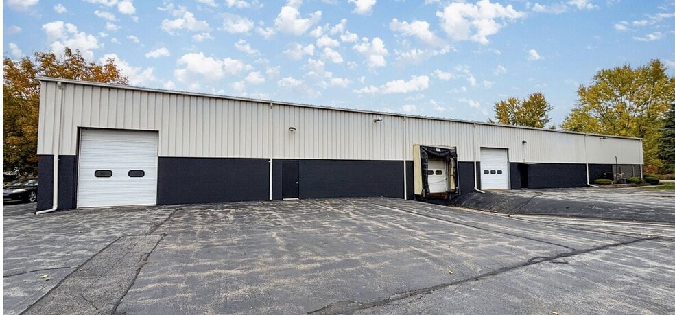 Primary Photo Of 2081 Division St, Palmyra Manufacturing For Lease