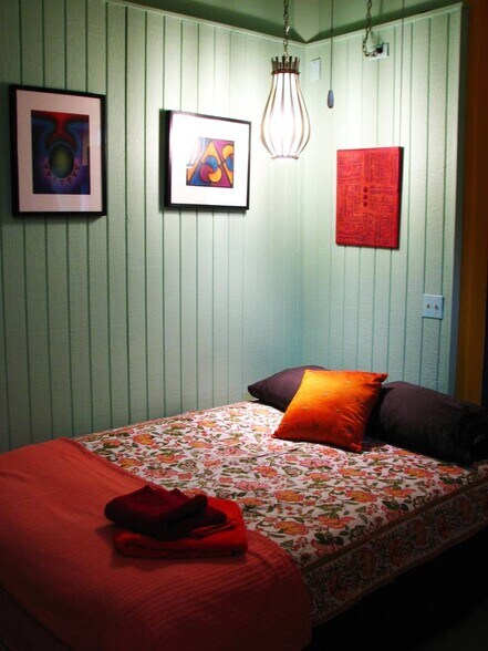 More Photos Of 1651 W Woodlawn Dr, San Antonio Storefront Retail Residential For Sale