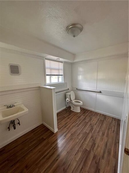 More Photos Of 6105 Old Route 8, Butler Office For Lease