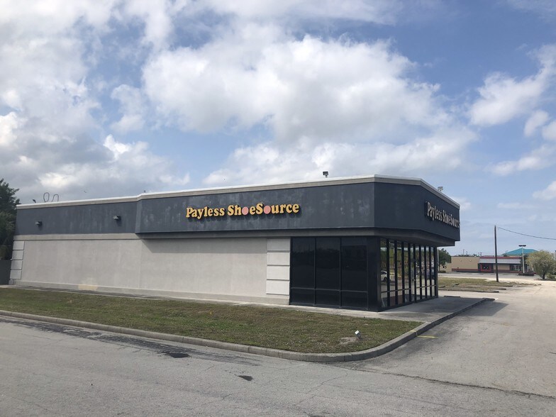 More Photos Of 2061 S US Highway 1, Fort Pierce Freestanding For Lease