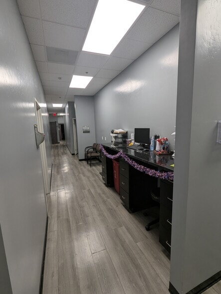 More Photos Of 3015 Calloway Dr, Bakersfield Storefront Retail Office For Sale