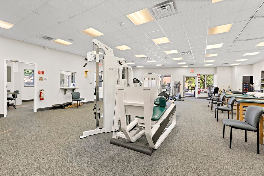 More Photos Of 47-49 S Main St, Lodi Freestanding For Sale