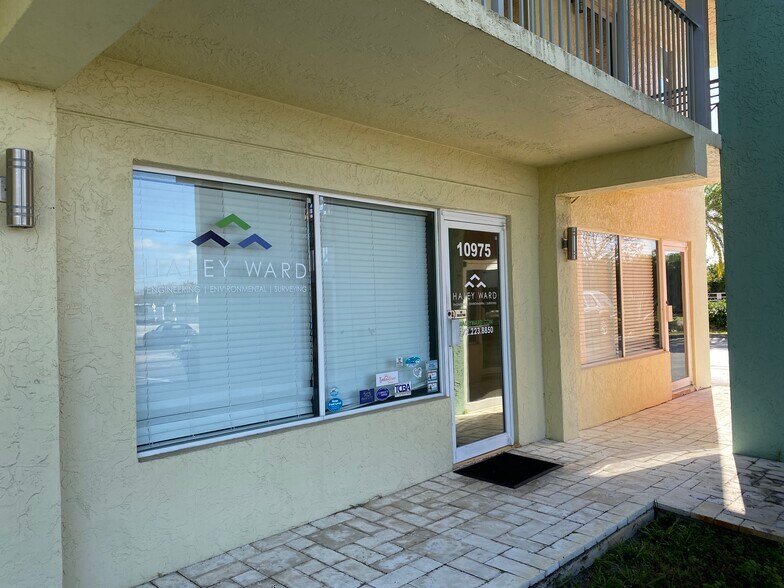 More Photos Of 10935-10995 SE Federal Hwy, Hobe Sound Loft Creative Space For Lease
