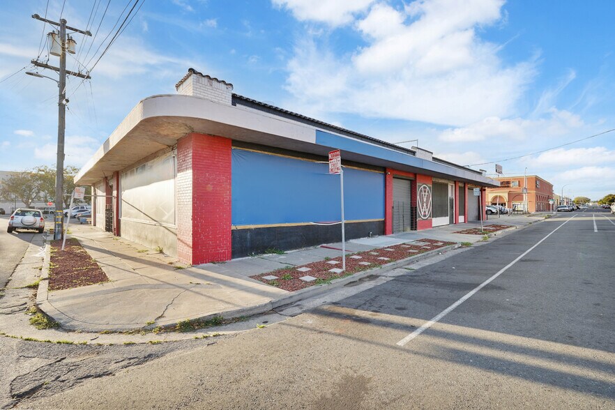 Primary Photo Of 245 24th St, Richmond Auto Repair For Sale