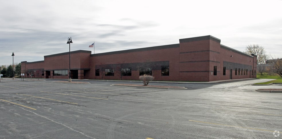 More Photos Of 12695 W National Ave, New Berlin Office For Lease