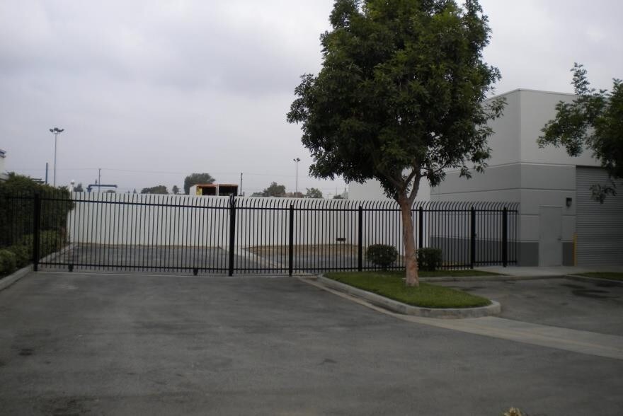 More Photos Of 4078 Mission Blvd, Montclair Unknown For Lease