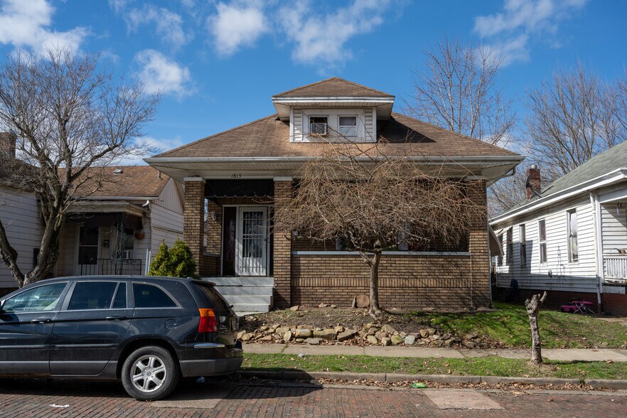 More Photos Of 1500 Summit St, Portsmouth Apartments For Sale