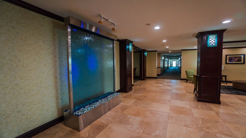 More Photos Of 3119 Perryton Pkwy, Pampa Hotel For Sale