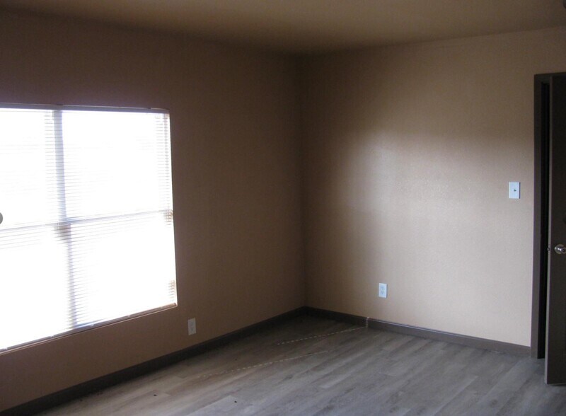 More Photos Of 12600 W US Highway 82, Savoy Apartments For Lease