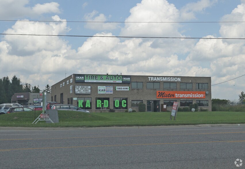 More Photos Of 300 Exeter Rd, London Auto Repair For Lease