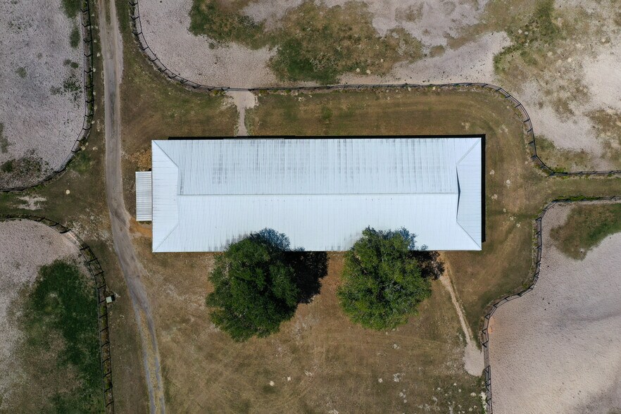 More Photos Of 12219 SW 26th St, Ocala Horse Stables For Sale