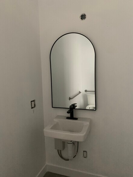 More Photos Of 3117-3119 24th St, San Francisco Storefront Retail Residential For Sale