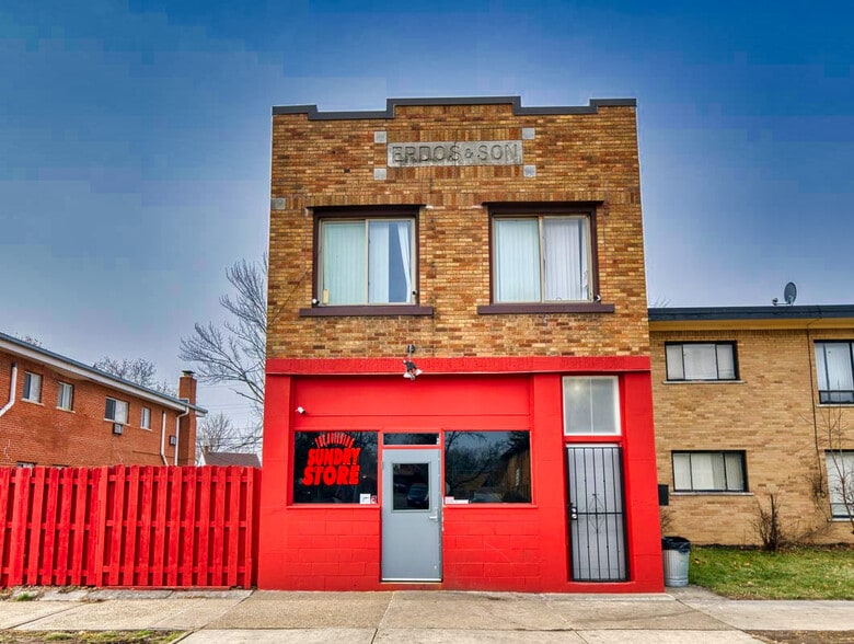 More Photos Of 10325 Cadieux Rd, Detroit Flex For Sale