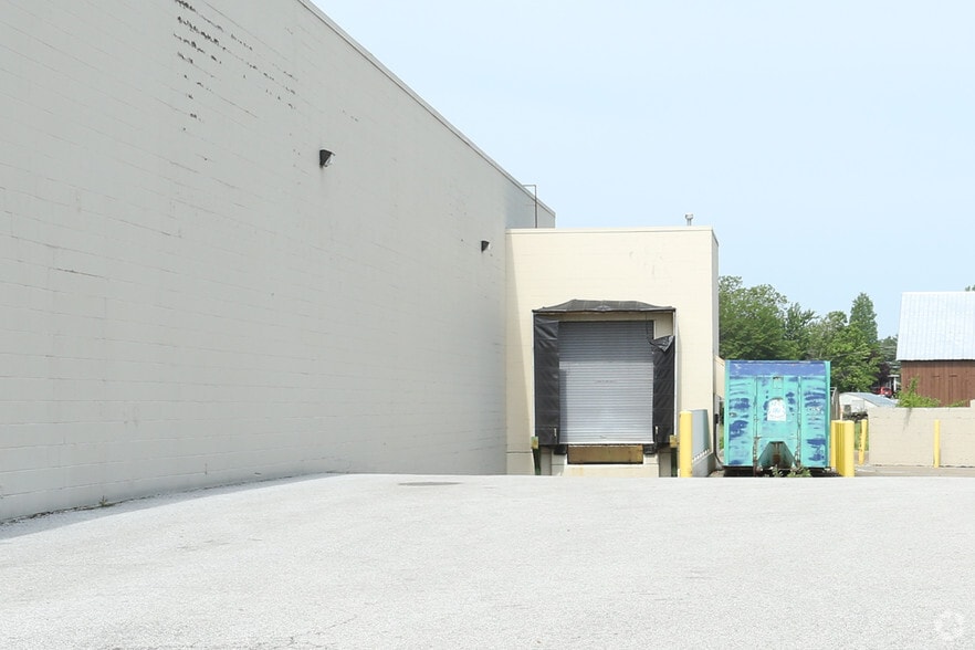 More Photos Of 4600 Frederica St, Owensboro Unknown For Lease