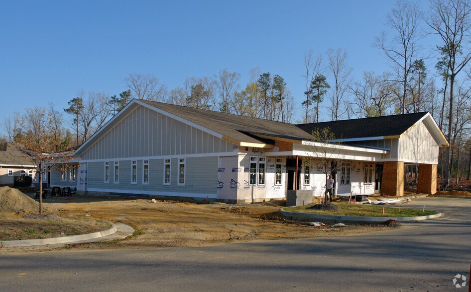 More Photos Of 2369-2373 Colony Crossing Pl, Midlothian Office For Lease