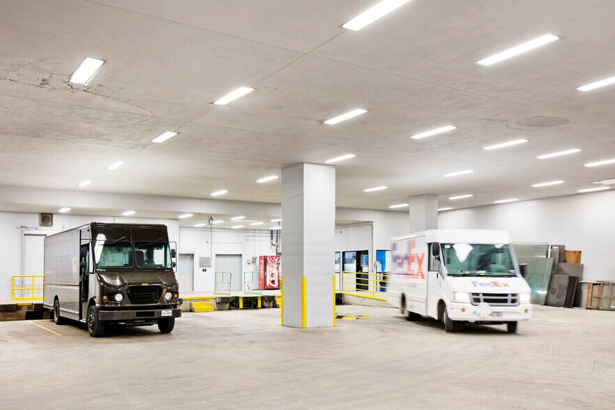 More Photos Of 1301 Fannin St, Houston Office For Lease