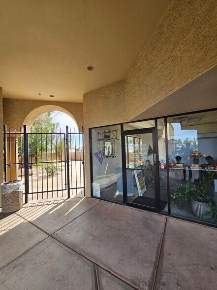 More Photos Of 6017-6025 E McKellips Rd, Mesa Unknown For Lease