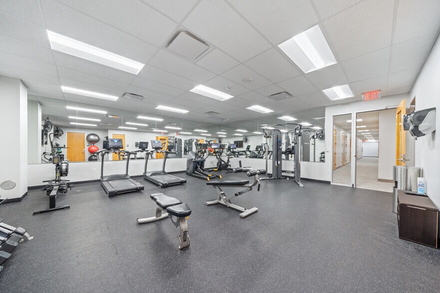 More Photos Of 10800 Pecan Park Blvd, Austin Office For Lease