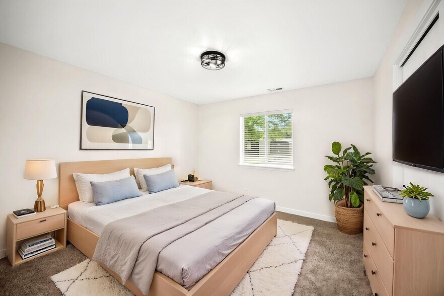 More Photos Of 1717 Main St, Sandpoint Apartments For Sale
