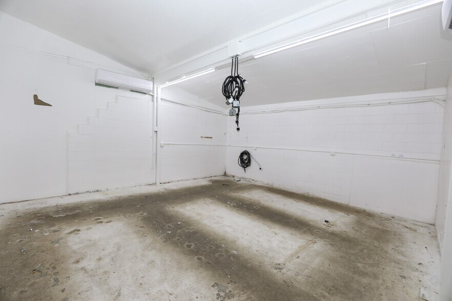More Photos Of 5 Haynie St, Newnan Warehouse For Lease