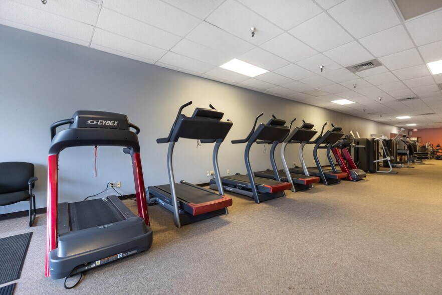 More Photos Of 128 W 8th St, Monroe General Retail For Sale