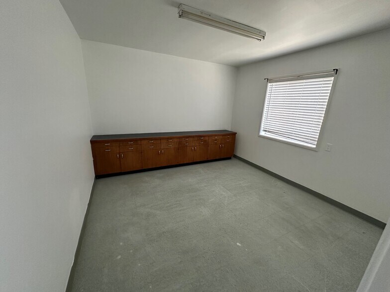 More Photos Of 1356 Harrison St, San Francisco Warehouse For Lease