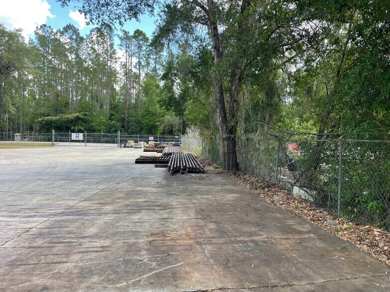 More Photos Of 4501 SE 95th St, Ocala Industrial For Lease