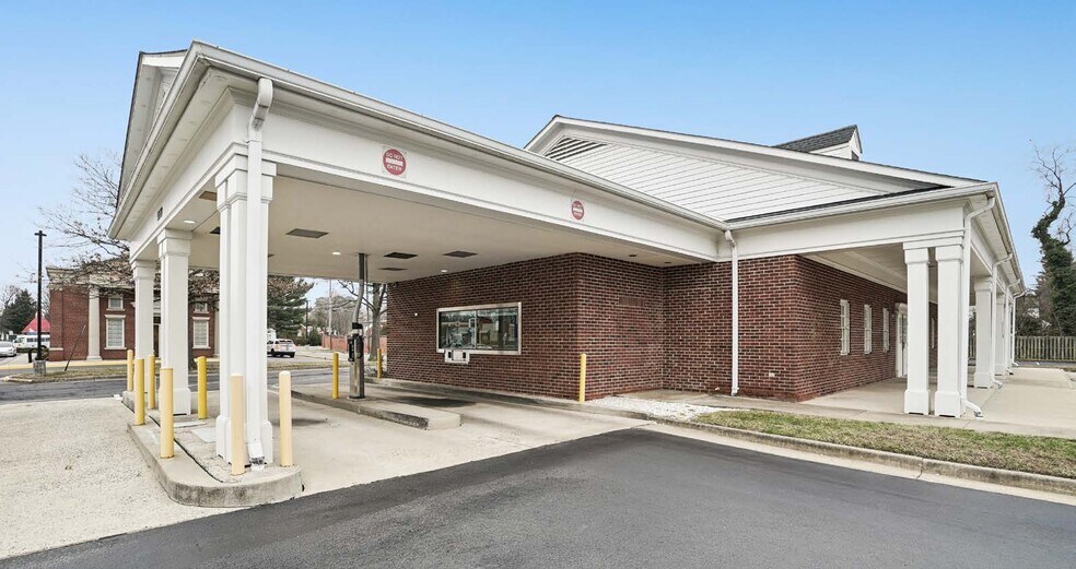 More Photos Of 5519 Franconia Rd, Alexandria Bank For Sale