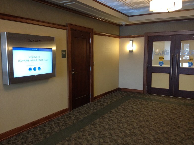 More Photos Of 250 Delaware Ave, Delmar Medical For Lease