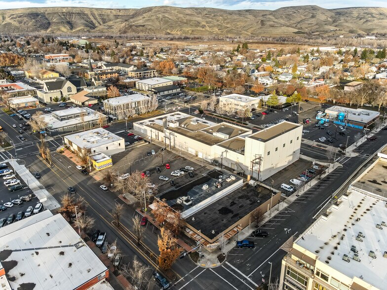 More Photos Of 101 N 3rd St, Yakima Freestanding For Sale
