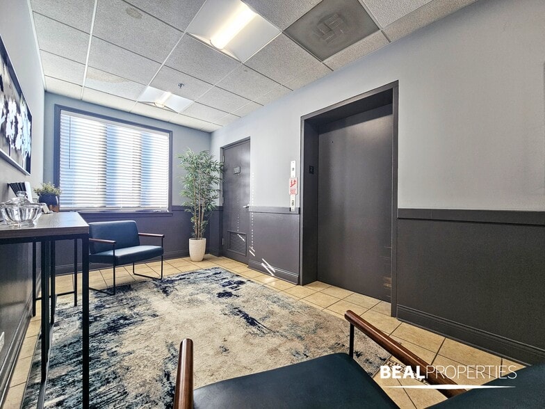 More Photos Of 300-310 Happ Rd, Northfield Unknown For Lease